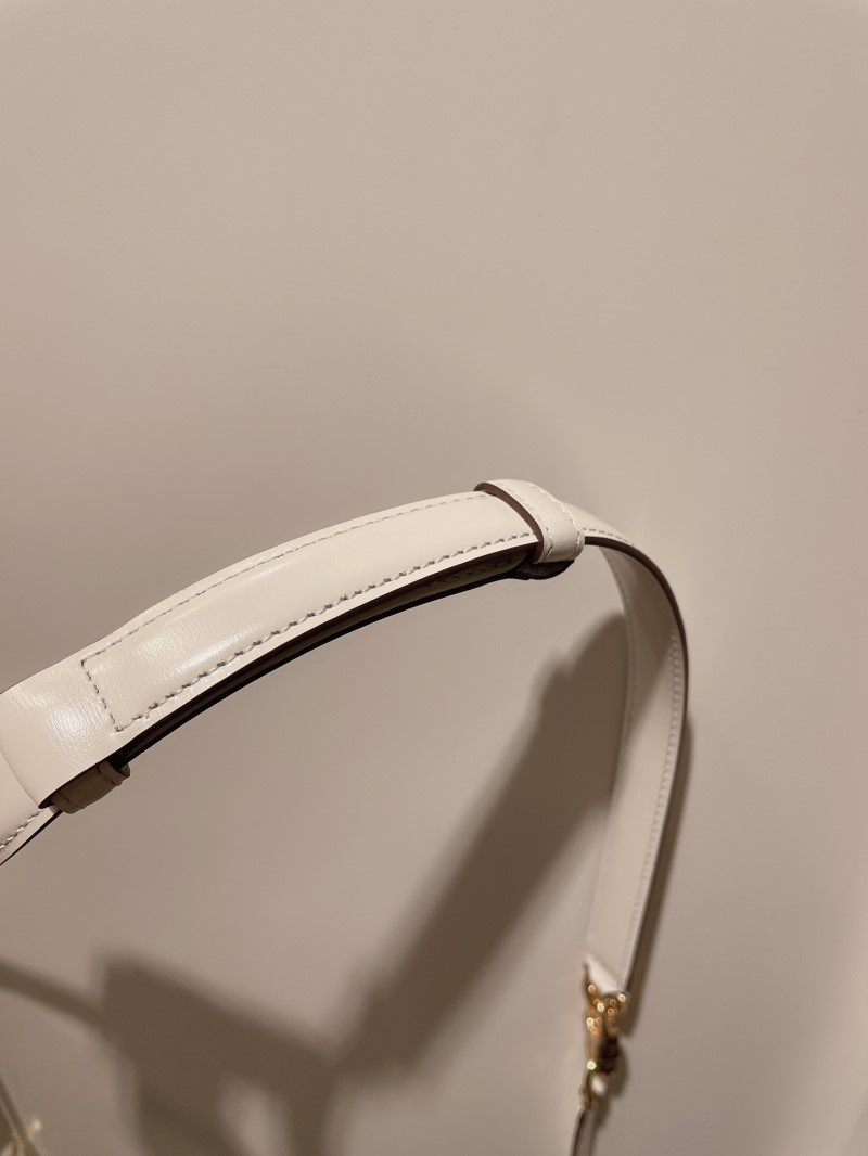 Ce1i*e belts